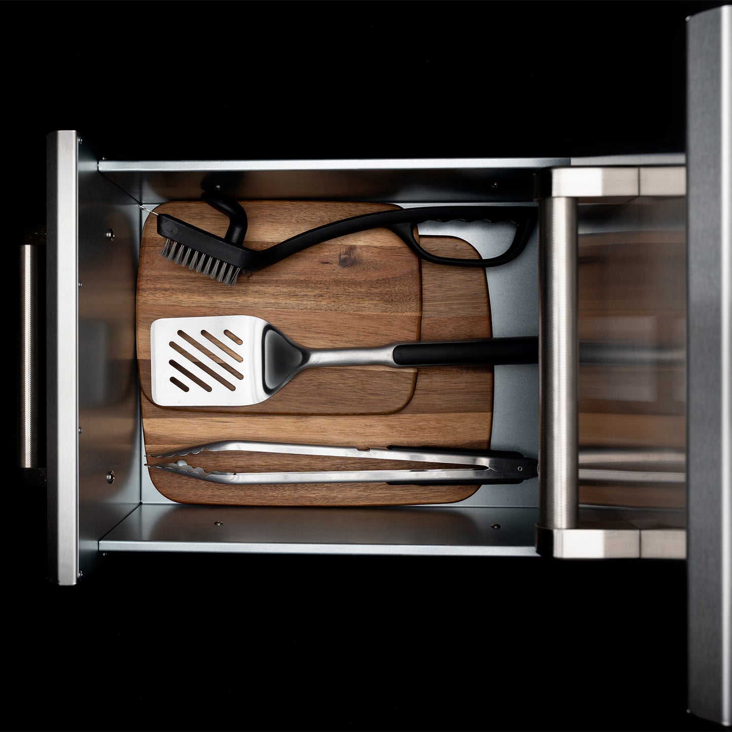 Built-in Vertical Triple Drawers (6" / 10" / 10")