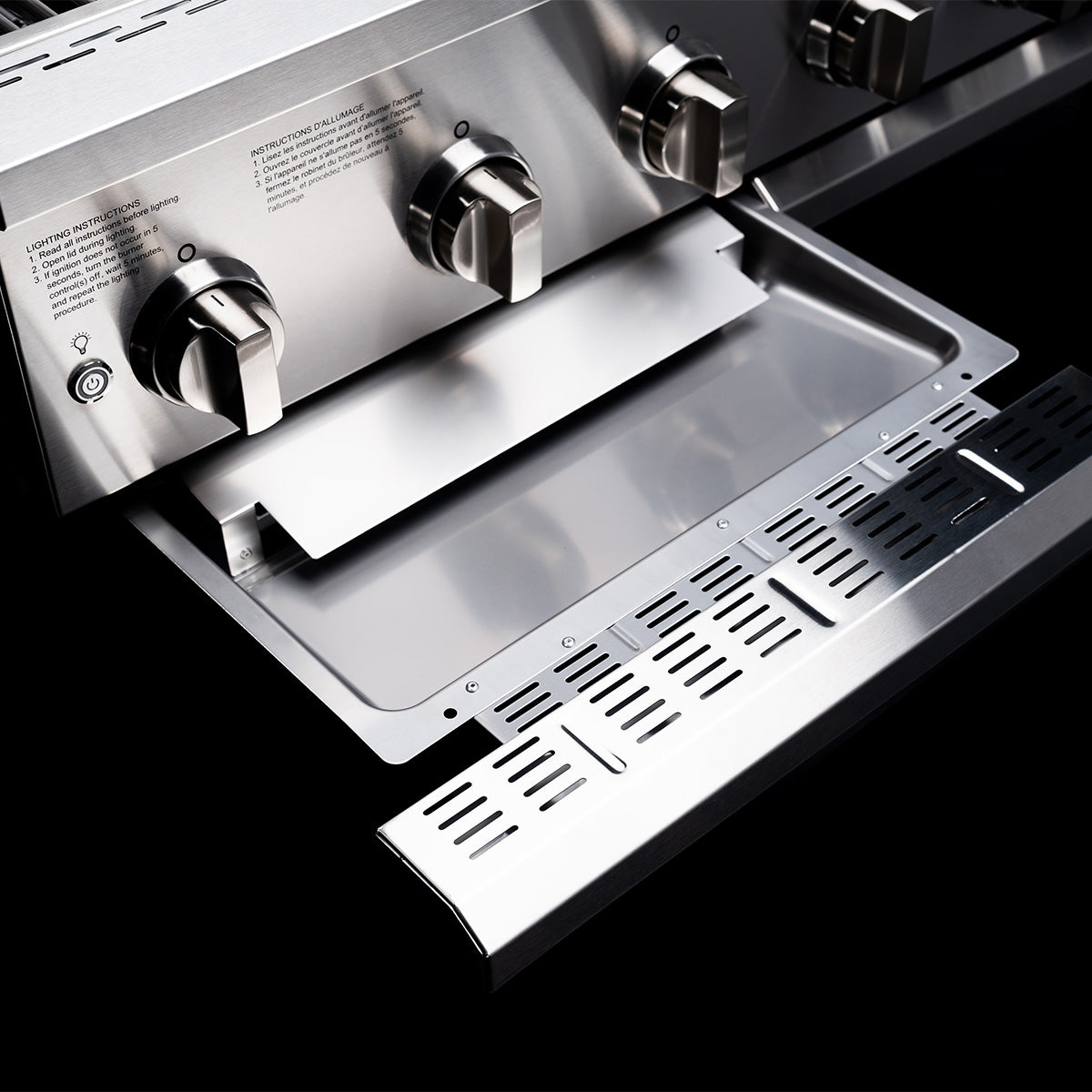 Stone Island 6-Burner Gas Grill in Terra Rosa
